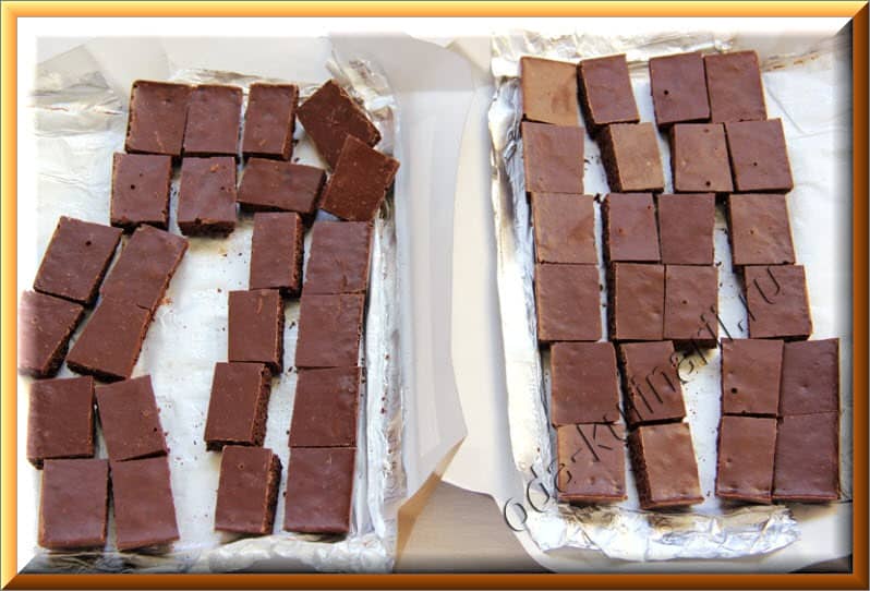 шоколад поломать на маленькие плитки