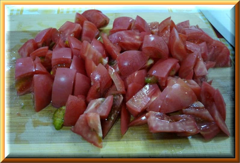 Салат с баклажанами и помидорами