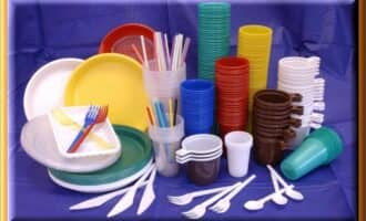 Что важно знать о пластиковой посуде